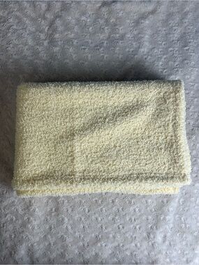 SL Home Fashions Solid Yellow Baby Blanket Soft Fuzzy Security Lovey